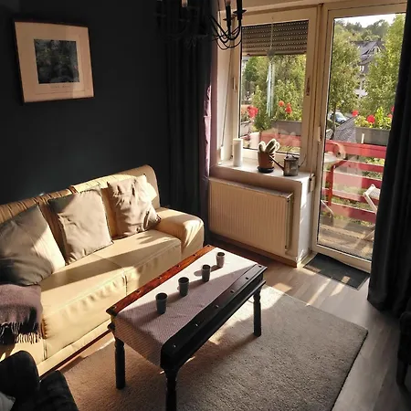 Vibrant In With Private Terrace Apartment