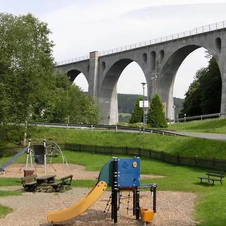 Vibrant In With Private Terrace Apartment *