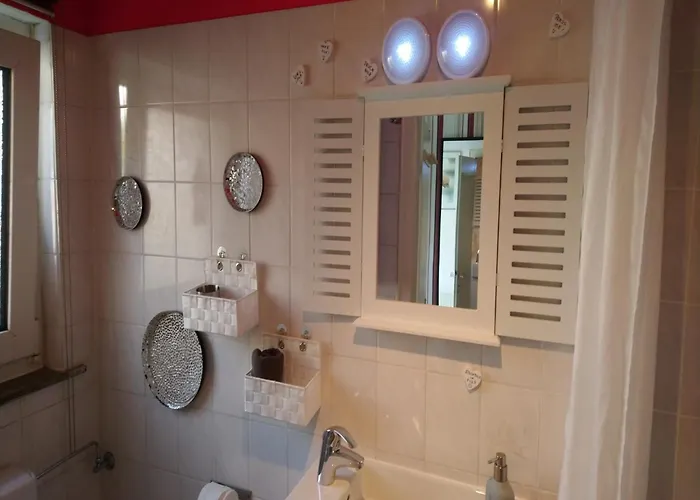 Apartament Vibrant In With Private Terrace *